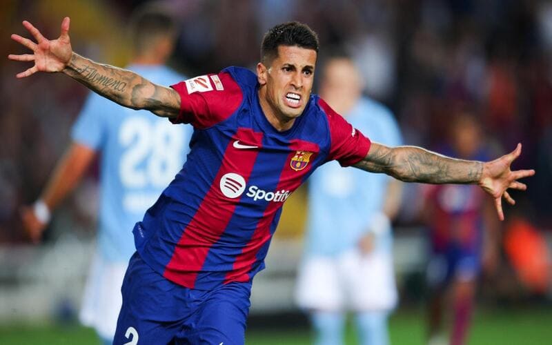 Điểm danh 7 hậu vệ Barca hiện tại – Trái tim hàng phòng ngự